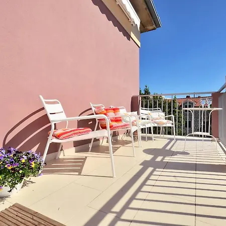 Rozmaric Apartmán